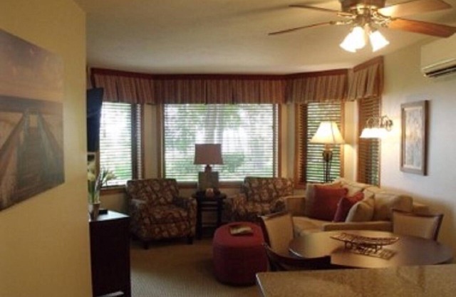 Spectacular water view condo!