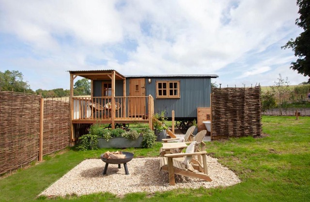 Spindleberry Hut