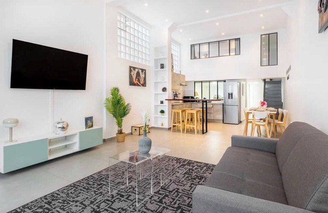 Splendid loft - 3BR/10P - Place de la Nation