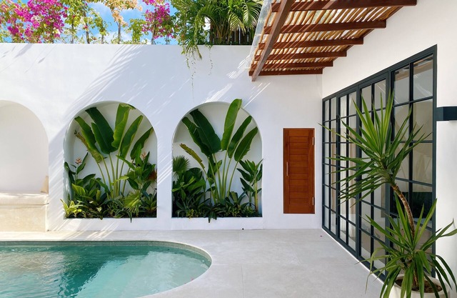 Splendid Villa Eden White Canggu Pool & 2 BD