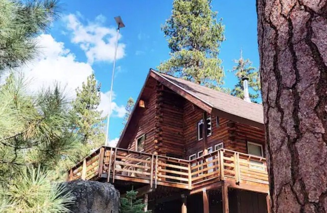 SplitRock Cabin, Ponderosa California. A Log Cabin Paradise!
