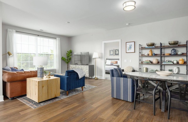 Spotless Monthly Penthouse | Garage Parking + Gym
