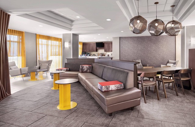 SpringHill Suites Houston Hobby Airport
