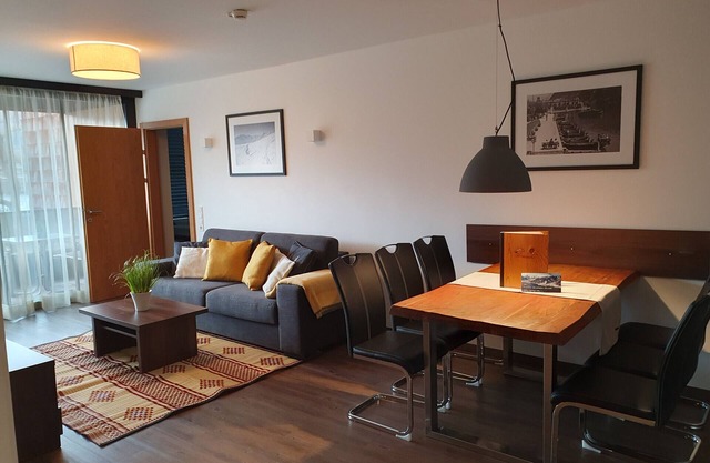 SR, Top 11 - Ap. 67m² mit 2 SZ, Balkon 9m²