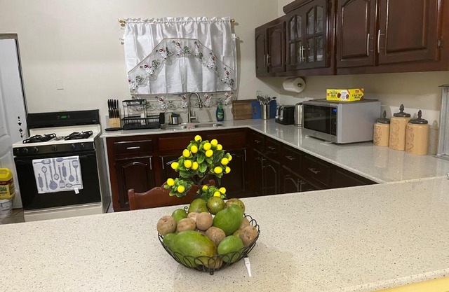 St Bess Comfort Style