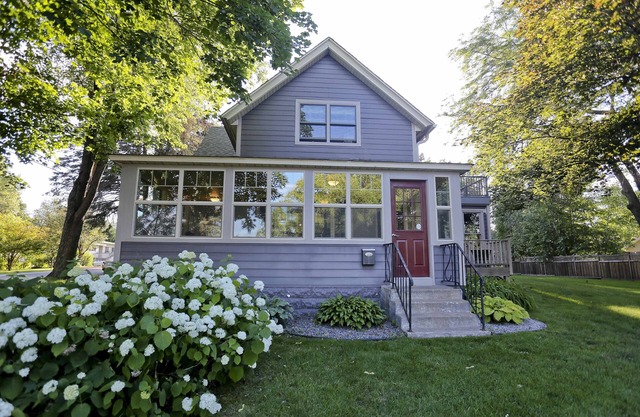 St. Croix Riverview Home.Walking Distance to Downtown Stillwater