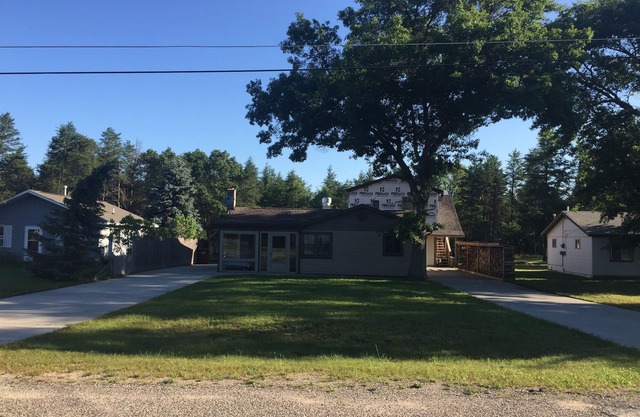 St. Helen - Ultimate Man Cave ladies will Love it too!