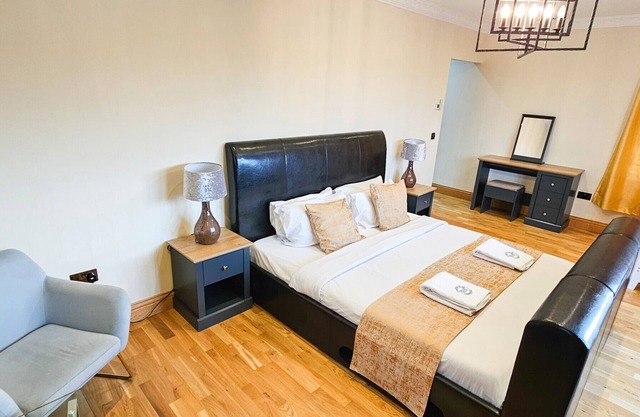 St Martins Guest House - Room 8