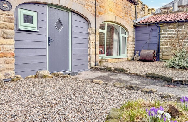 Stable Cottage - 29155