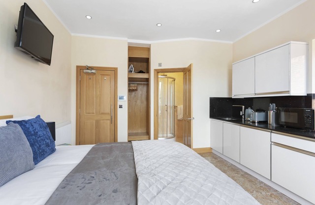 Standard Studio Apartment with Free Parking and Wi-Fi