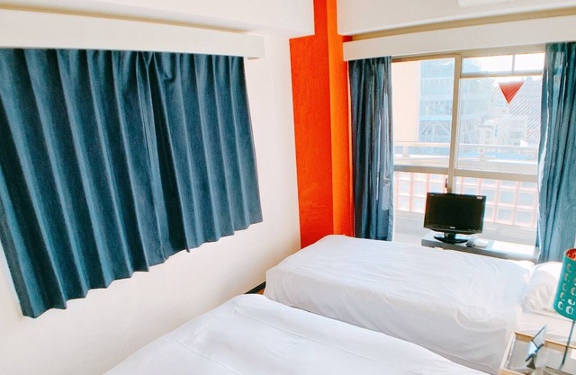 Standard Twin Room East 23 people room 13 rooms - HOTEL AARON Tongtian East 701 / Osaka Ōsaka