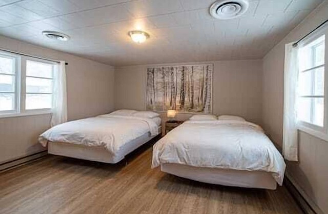 Star Gate Room 15 Indian River, MI