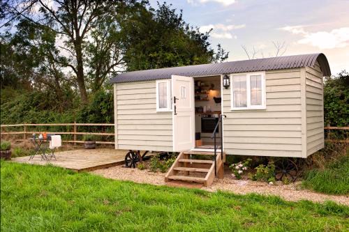 Starlight Shepherd Hut