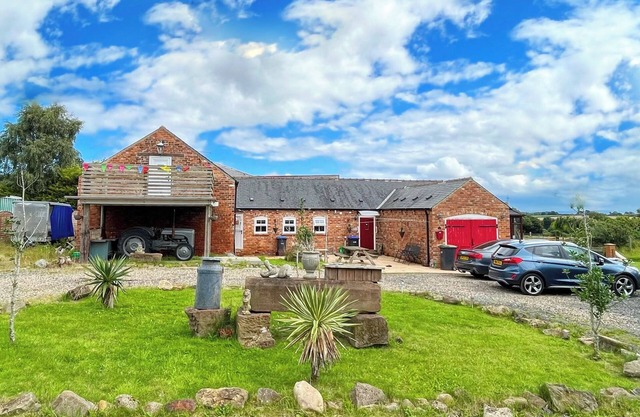 Starshinezzz - Large Farmhouse County Durham