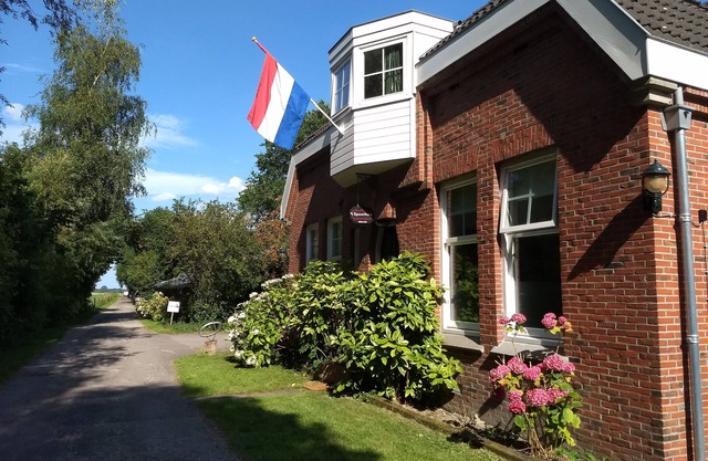 Starting point for exploration of the Marne area and National Park Lauwersmeer
