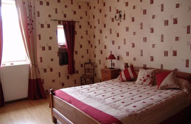 Stay in the heart of Joan of Arc's land with 4 unique rooms