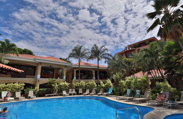 Stay in the best located Vacation Condo in Jaco!