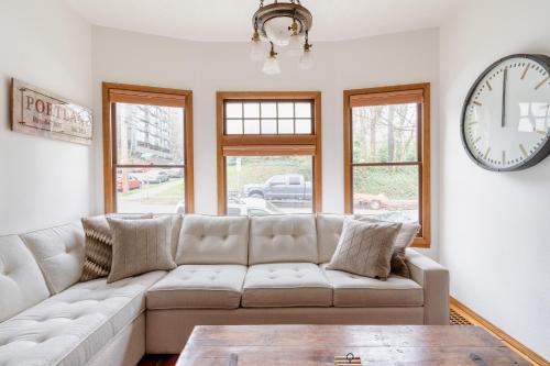 Stay Portland Collection - Preserved 1907 Classic Craftsman - 92 WalkScore