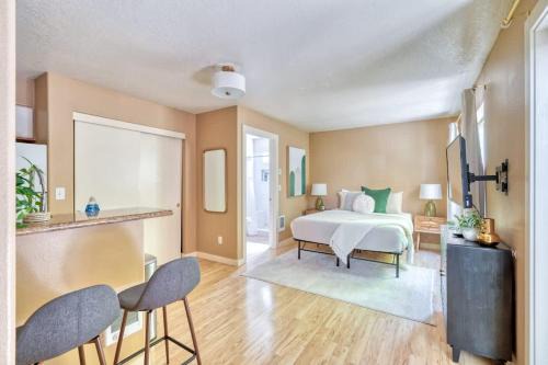 Stay Portland - Peaceful Johns Landing Studio - Near OHSU