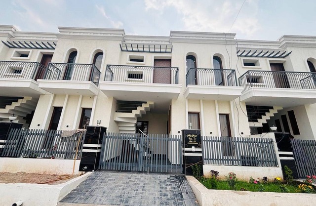 Stay Royal BNB - Luxury Villa