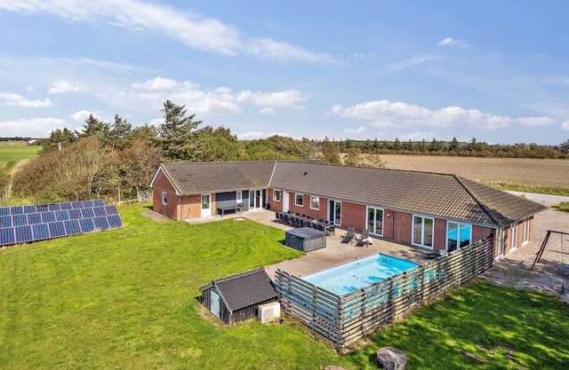 "Stefania" - 700m from the sea by Interhome