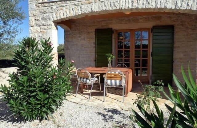 Stone cottage in tranquil village location, 5km from Porec