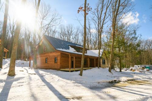 Stone Haven: New, Lake Access w. Dock Slip, Hot Tub, Fire Pit