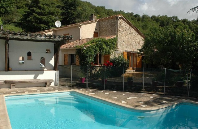 Stone House with private pool in the Languedoc National Park near Octon