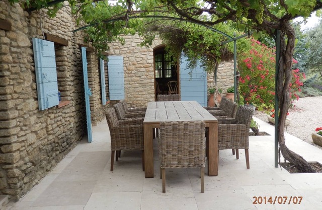 Stone villa with pool, view and privacy in South Luberon close to best villages