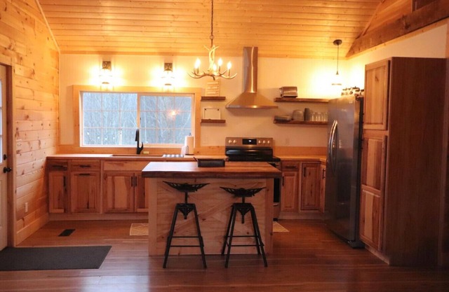 Stonebrook Hollow Cabin