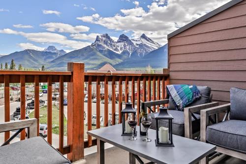 Stoneridge Mountain Resort Condo managed by Little Sister Getaways