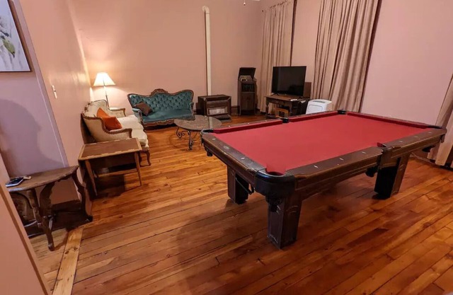 Stowaway Suites on the Avenue: Mt Laurel Suite