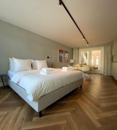 Studio 157, in de stad aan de gracht