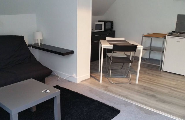 Studio 1st floor on the route des châteaux - Meung