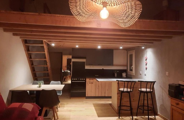 Studio 40 m 2 près St Guilhem le désert et rivière