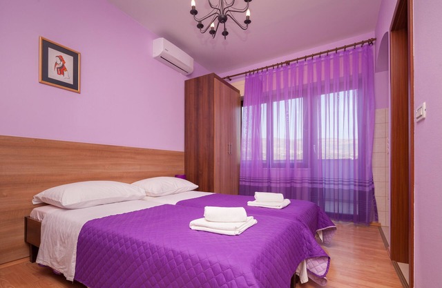 Studio apartment Mara