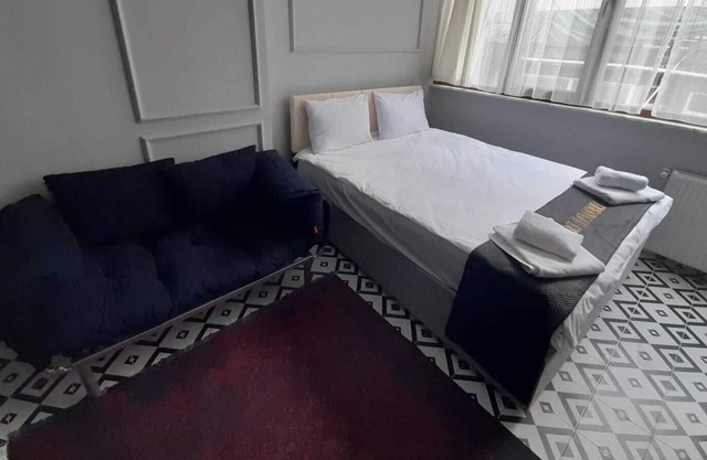 Studio Apartment At The Taksim