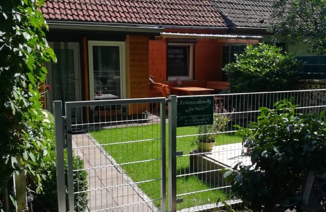 Studio Apartment 'Ferienwohnung Am Wald' with Private Terrace, Private Garden and Wi-Fi