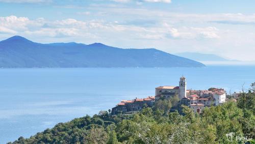 Studio apartment Peršić