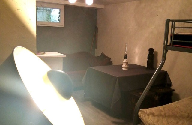 Studio Bar