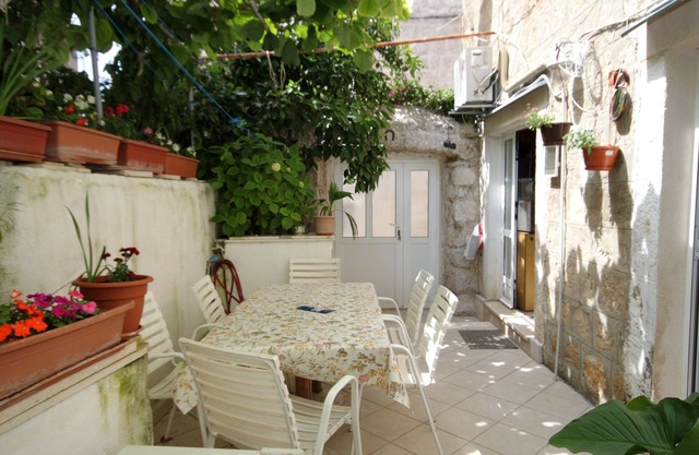 Studio flat with air-conditioning Cavtat, Dubrovnik (AS-8966-a)