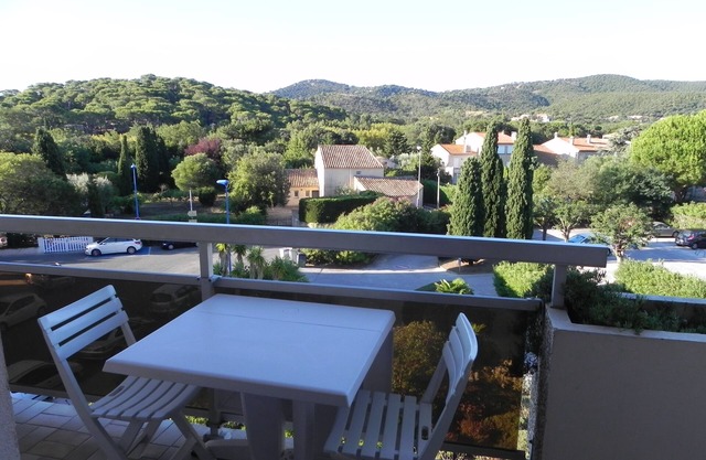 STUDIO IN BORMES LES MIMOSAS