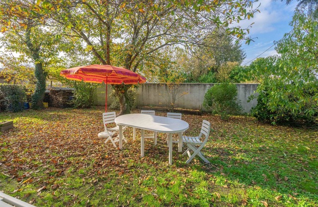 STUDIO in Etaules with shaded garden near LA PALMYRE/ROYAN/ROCHEFORT