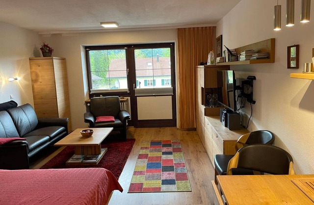 Studio 'Inzell mit Mountain View' with Balcony and Wi-Fi