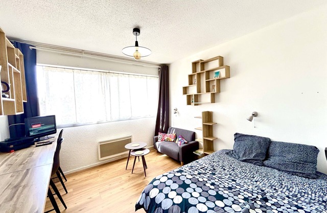 Studio MAJA close to beaches, amenities+parking