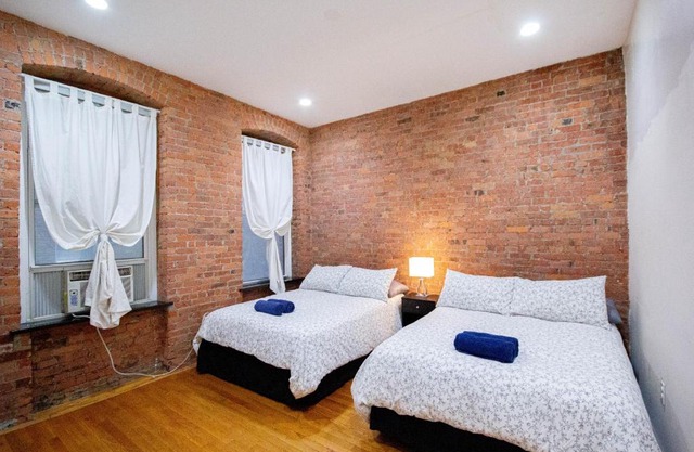 Studio Plus - One-Bedroom APT