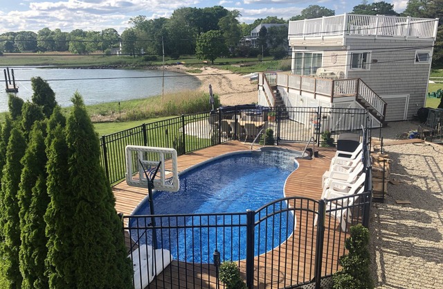 Studio, Private Beach, Kayak, Paddle board, Pool, Hot tub
