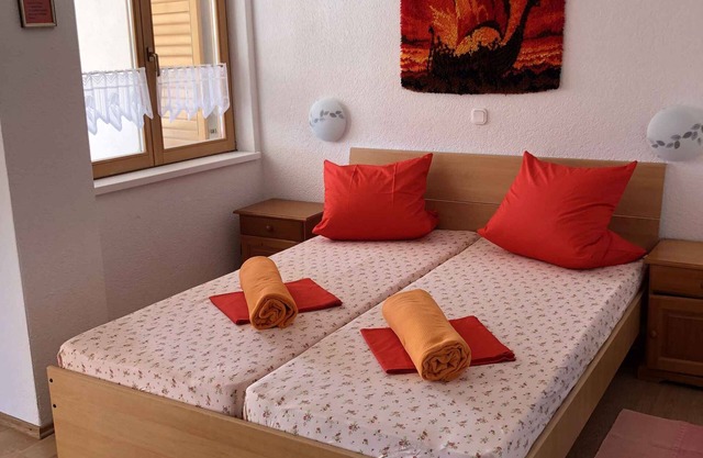 Studio with air conditioning and Internet access