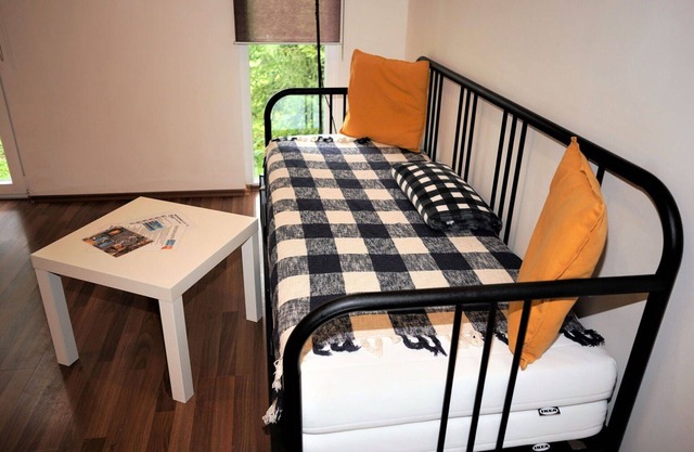 Stunning private villa for 4 guests with WIFI, TV, terrace and pets allowed