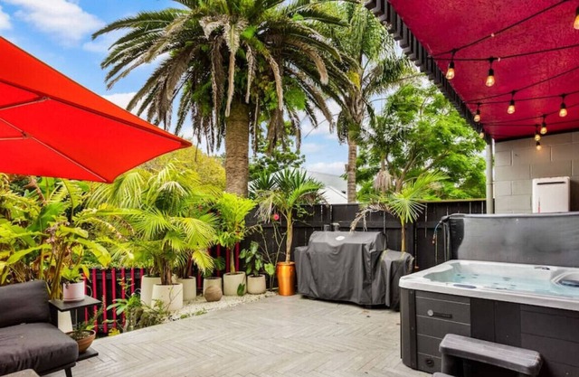 Stunning 1BR Central Apt in Mt Eden | Spa | WiFi
